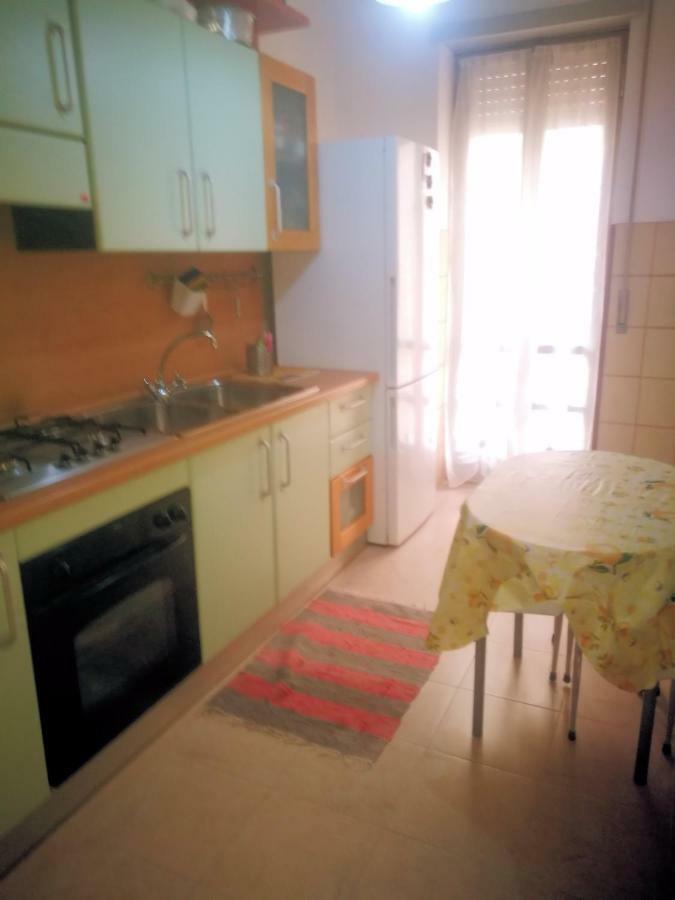 Villa Happy House Mare Di Roma à Ostie Extérieur photo